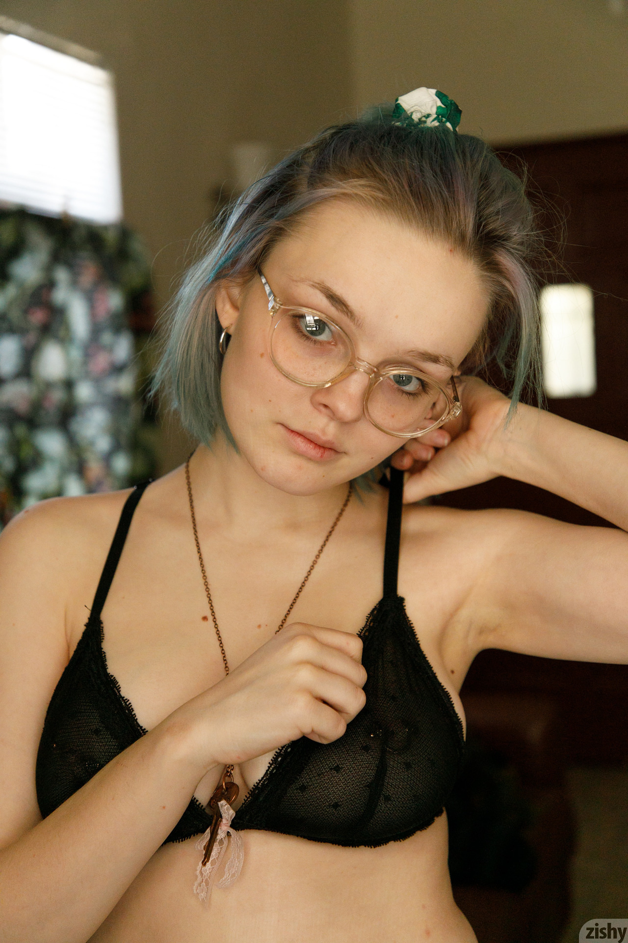 Sexy girl takes off her glasses and clothes so we can enjoy her natural beauty and hot attributes  in Zishy set Generation U