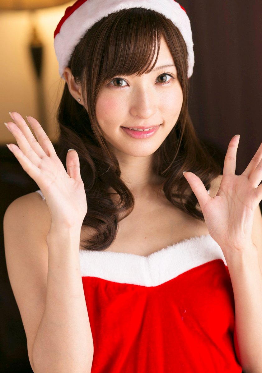 Daring and youthful vixen Angel Moe bares her smoking hot body in Santa Helper  in All Gravure set Santa Helper