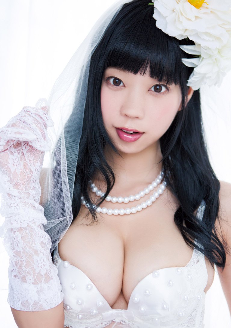 Beautiful charmer Hikaru Aoyama charming in Marry Me  in All Gravure set Marry Me