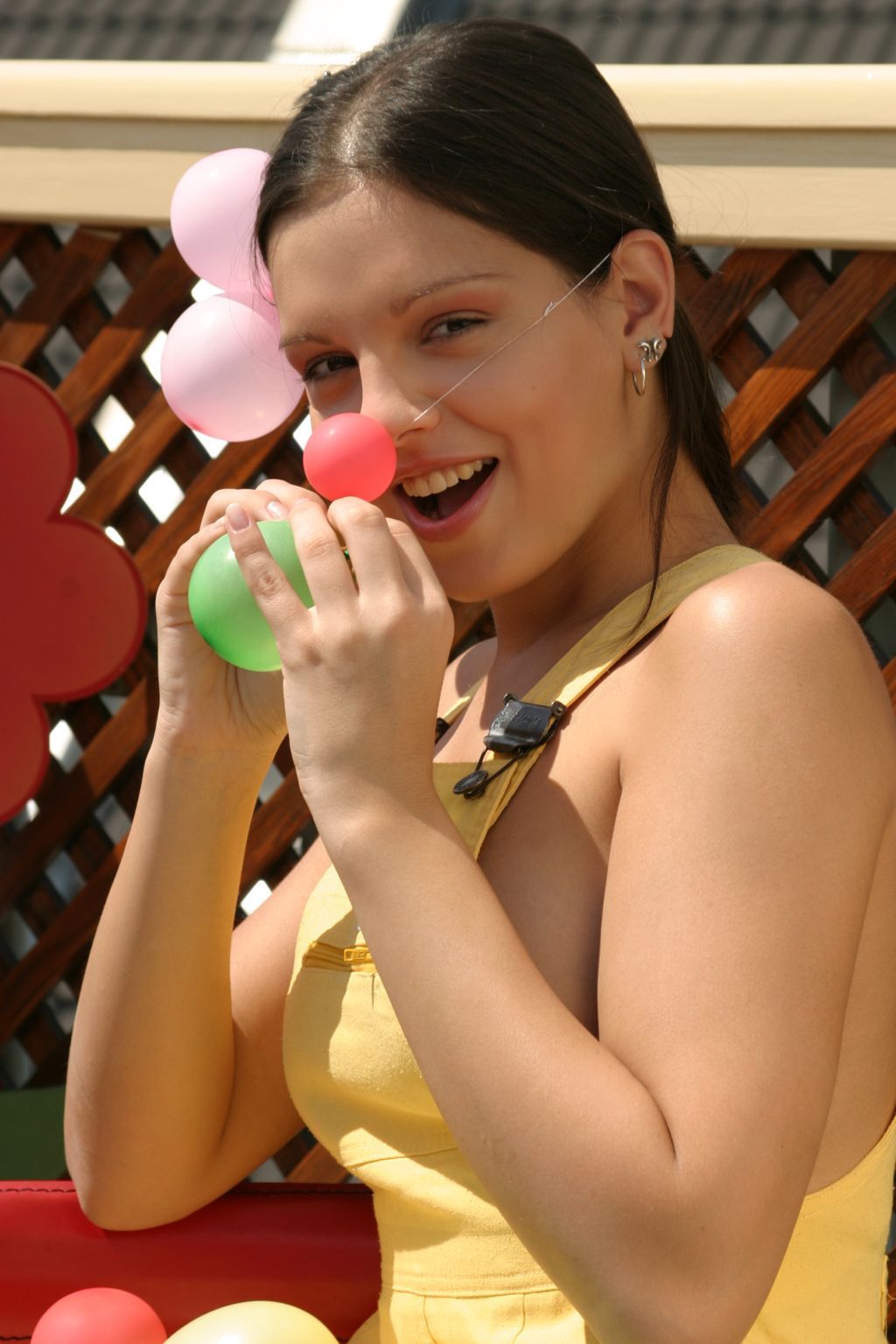 Outdoor balloon fun with Eva