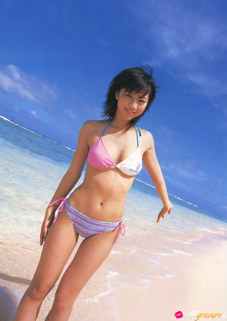 Adventurous and daring angel Misako Yasuda charming in Le Soleil  in All Gravure set Le Soleil