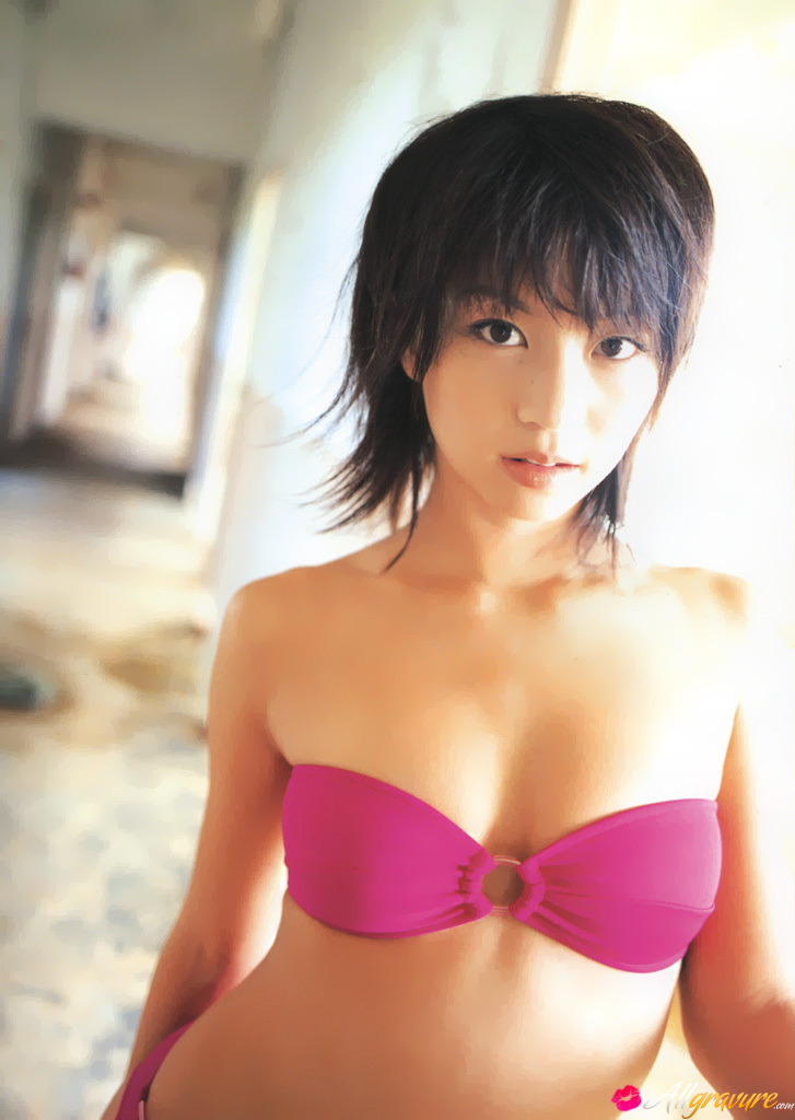 Adventurous and daring angel Misako Yasuda charming in Le Soleil  in All Gravure set Le Soleil