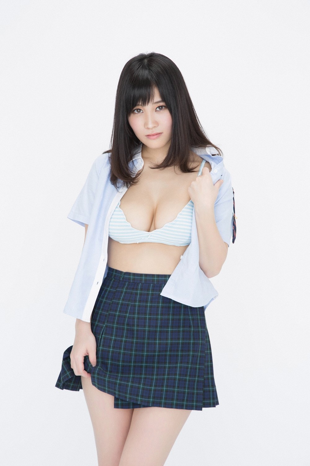 Daring and youthful allgravure model Rin Tachibana shows her attractive young body in Gentle Heart  in All Gravure set Gentle Heart