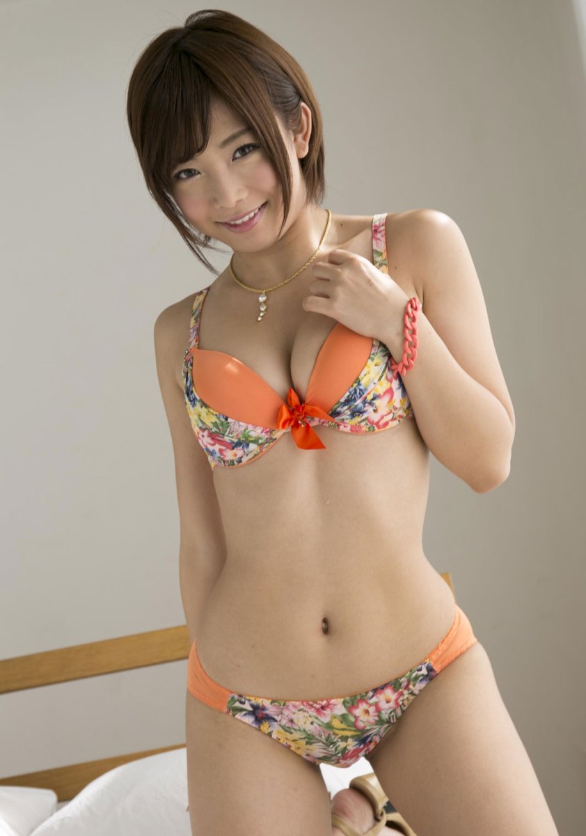 Smoking vixen Sakura Mana gets nude and nasty in Peach On A Peach  in All Gravure set Peach On A Peach