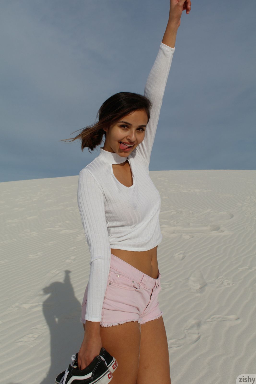 Babe with a gorgeous smile reveals her secret places outdoors in the desert  in Zishy set White Sands 1