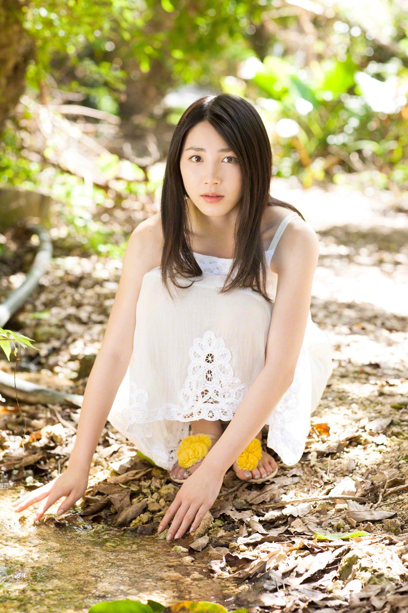 Blossoming young charmer You Kikkawa bares her smoking hot body in Neighbors Cutie  in All Gravure set Neighbors Cutie