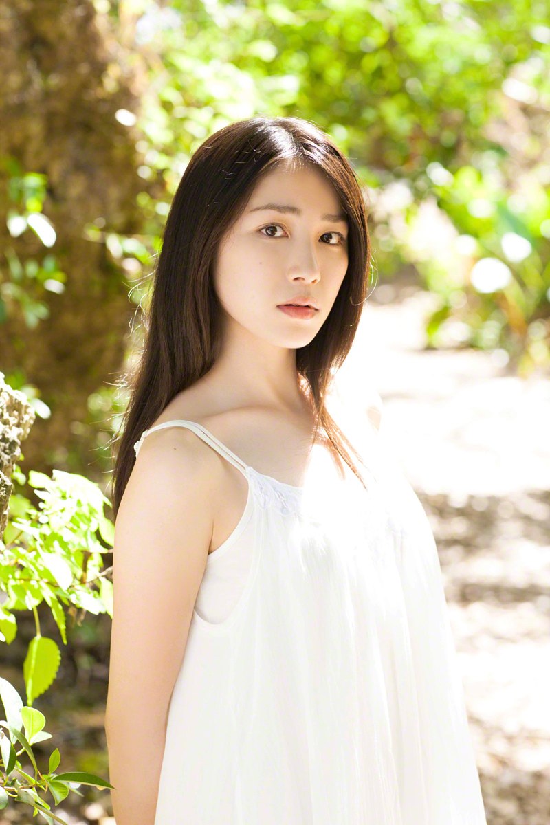 Blossoming young charmer You Kikkawa bares her smoking hot body in Neighbors Cutie  in All Gravure set Neighbors Cutie