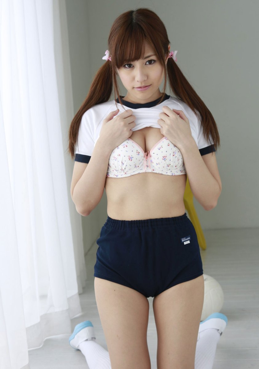 Cute doll babe Yuzawa Rina stuns everyone with her seductive body in Soft Touch  in All Gravure set Soft Touch