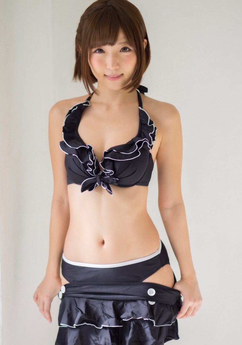 Kizuna Sakura in Come Say Hello from All Gravure